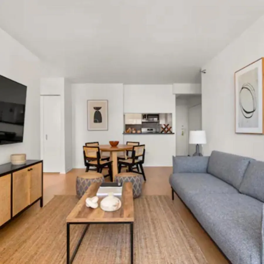 Family Apartment In Excellent Sector Of New York 0*,